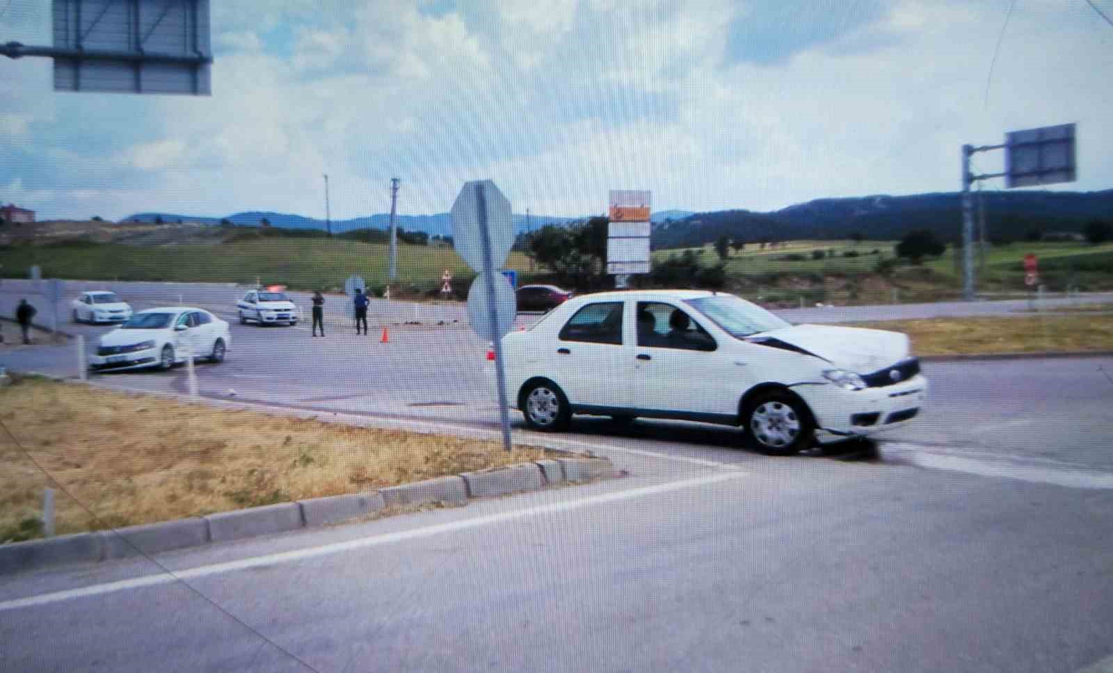 Hisarcık&rsquo;ta trafik kazası: 4 yaralı
