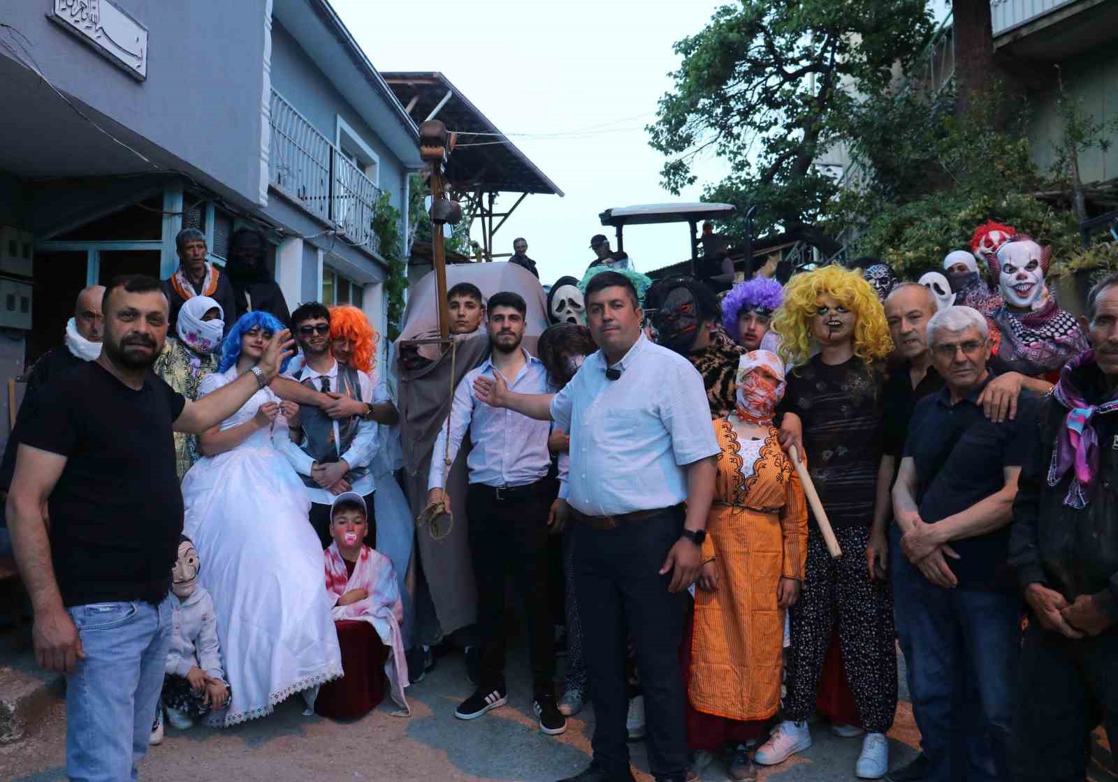 Kütahya’da "Deve Şenliği" renkli görüntülere sahne oldu