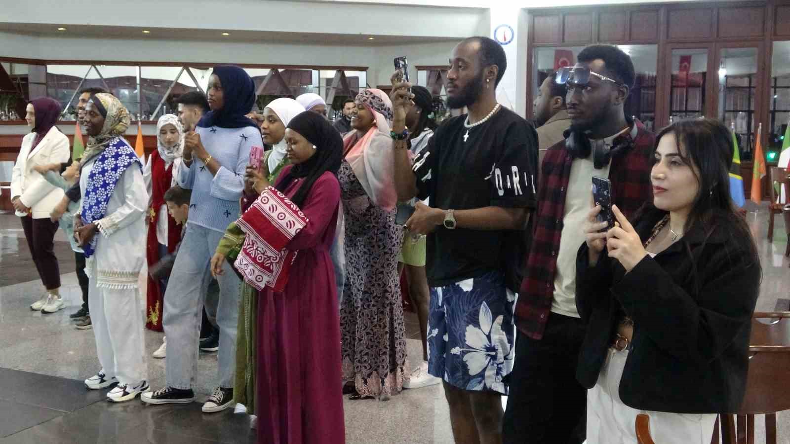 Kütahya Dumlupınar Üniversitesi’nde Afrika Gecesi coşkusu
