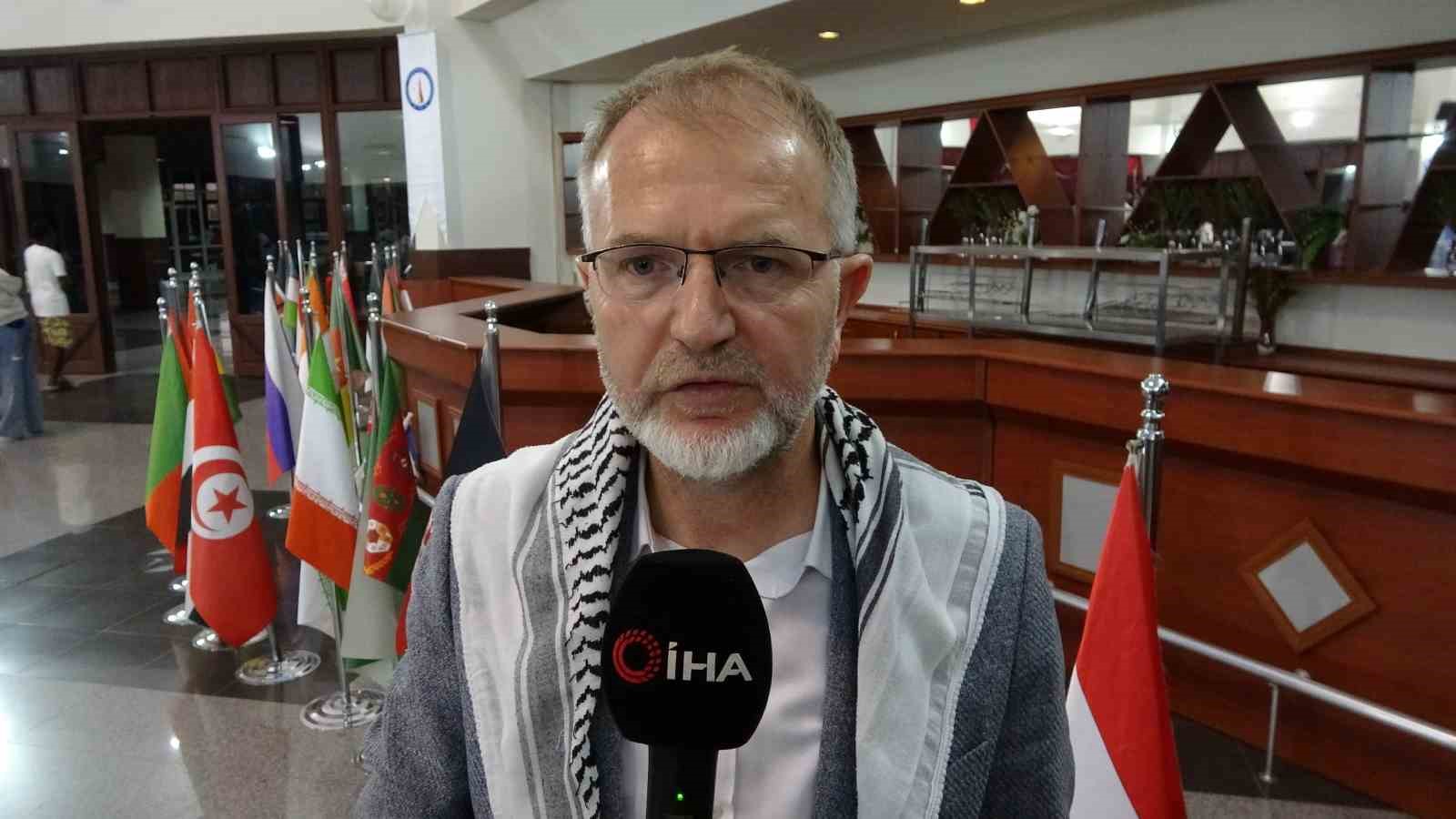 K&uuml;tahya Dumlupınar &Uuml;niversitesi&rsquo;nde Afrika Gecesi coşkusu
