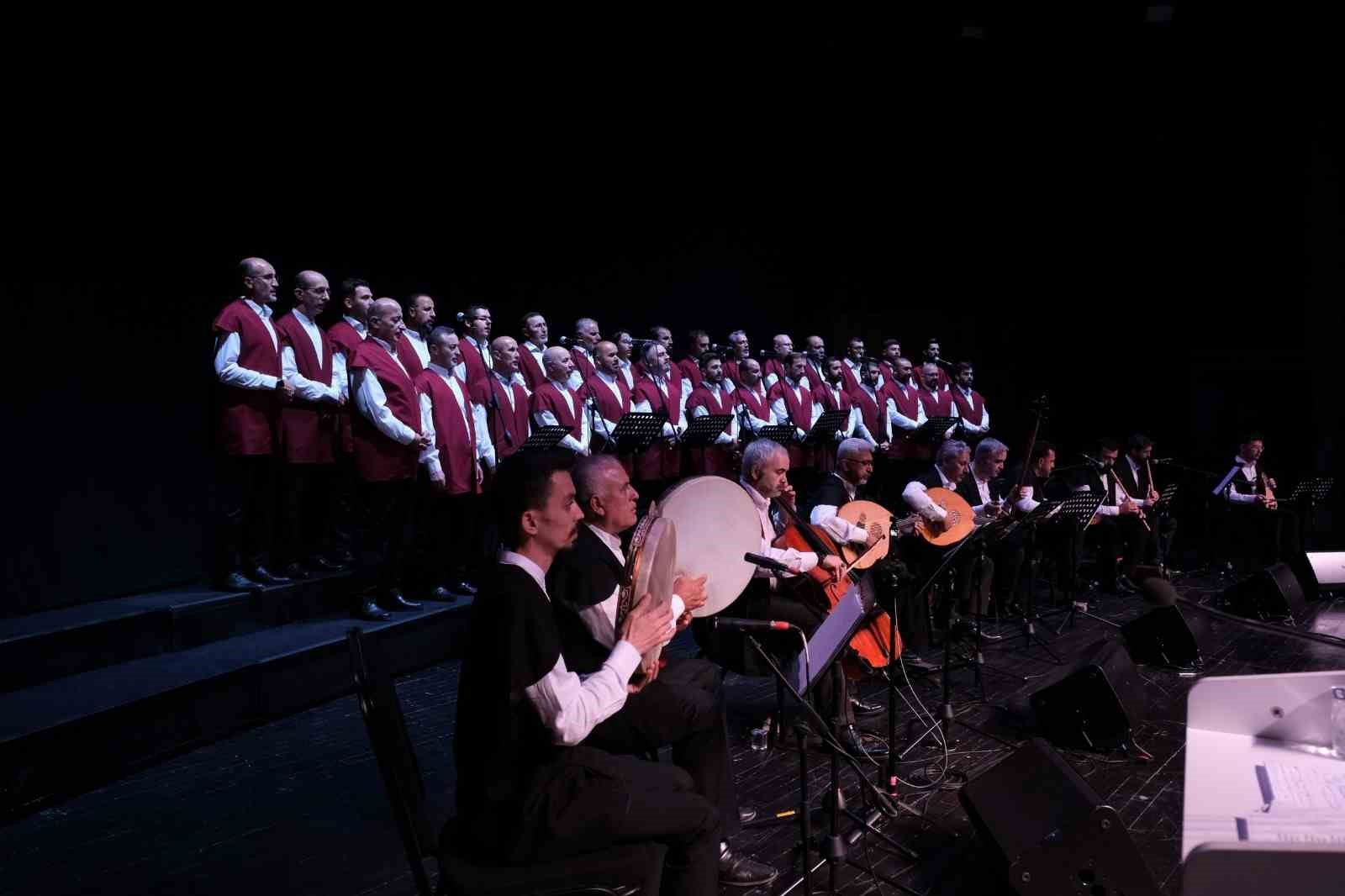 Bu konserde gönüller ilahi aşkla doldu