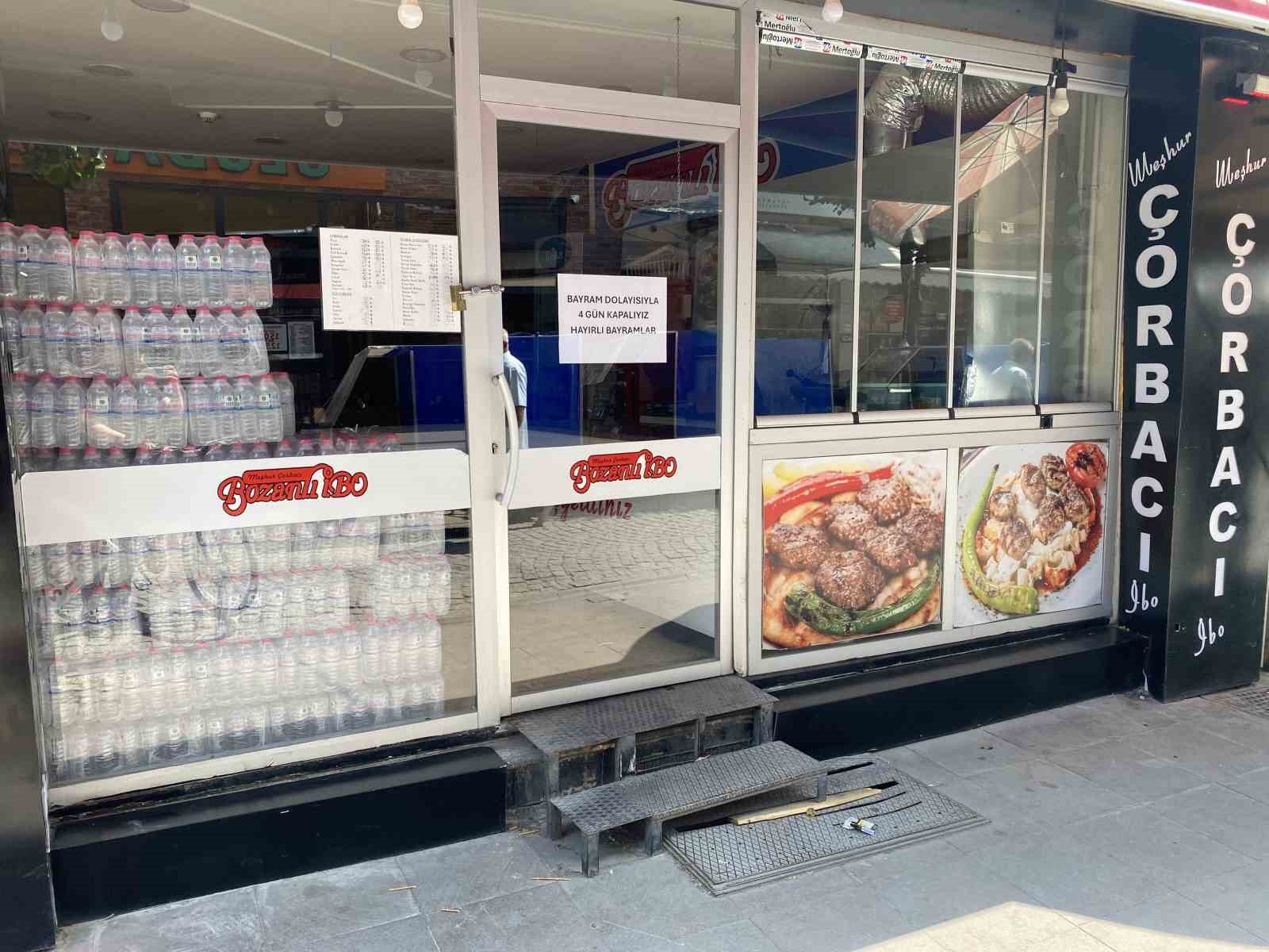 Kurban Bayramı&rsquo;nın 3&rsquo;&uuml;nc&uuml; g&uuml;n&uuml;nde &ccedil;arşı sokakları boş kaldı
