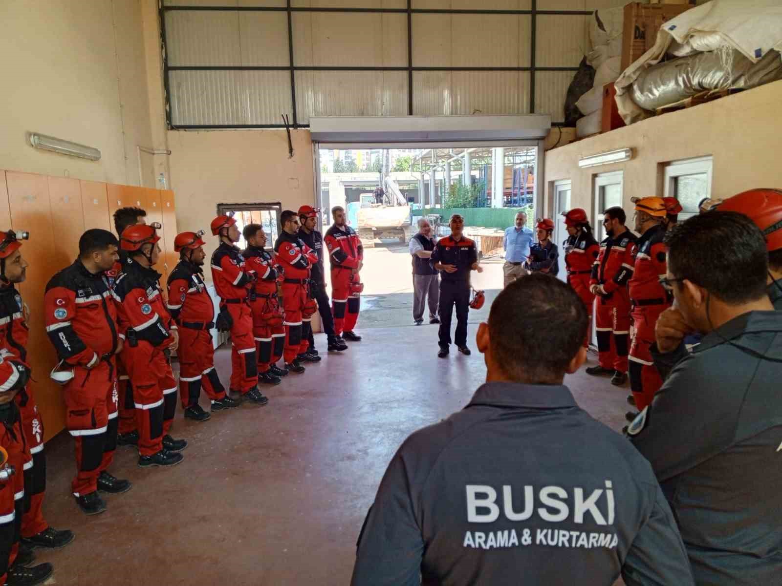 BUSKİ arama ve kurtarma ekibi akredite oldu