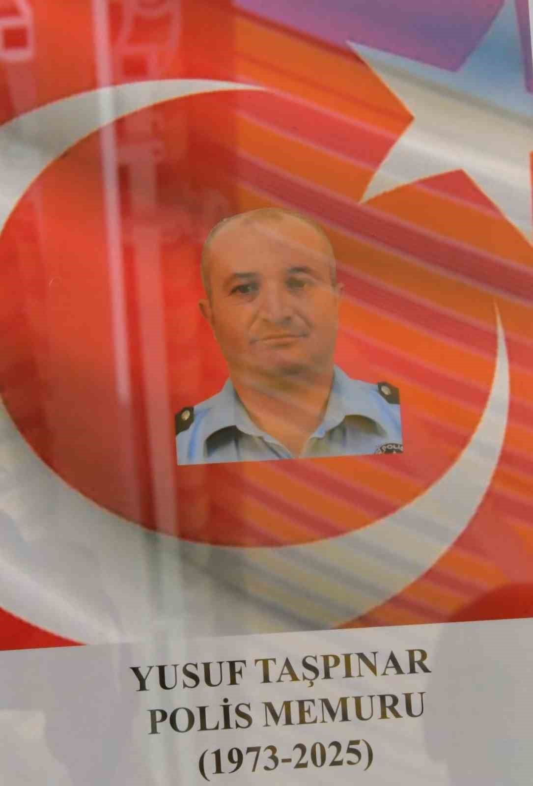 Kurban keserken kalp krizi ge&ccedil;iren polis memuru hayatını kaybetti
