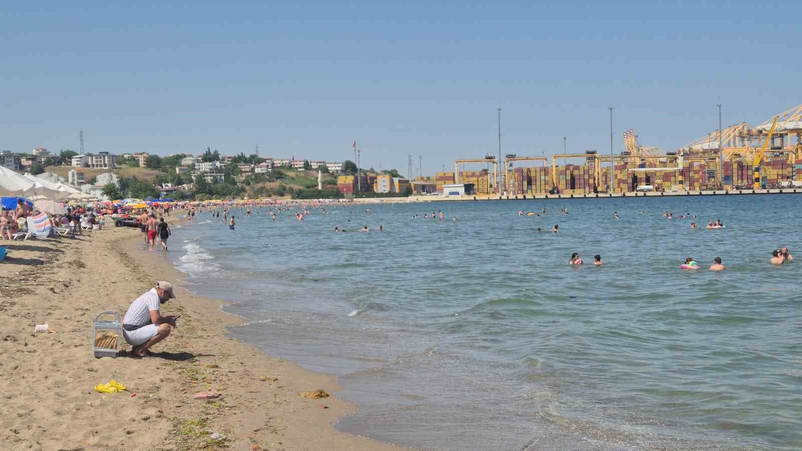 Tekirdağ’da bayramda plajlar doldu taştı