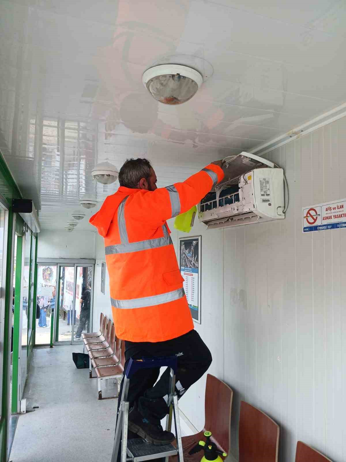 Akıllı duraklara periyodik bakım