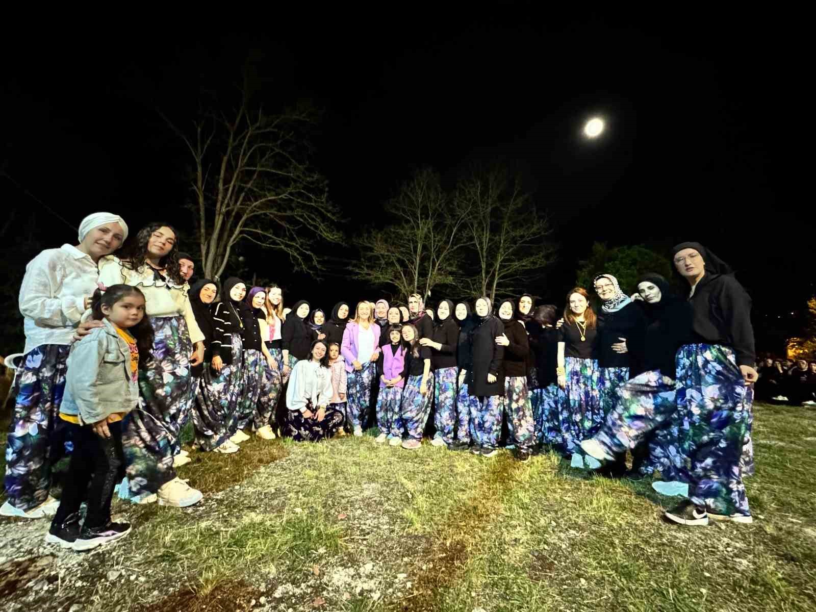 Pazaryeri’nde renkli bayram