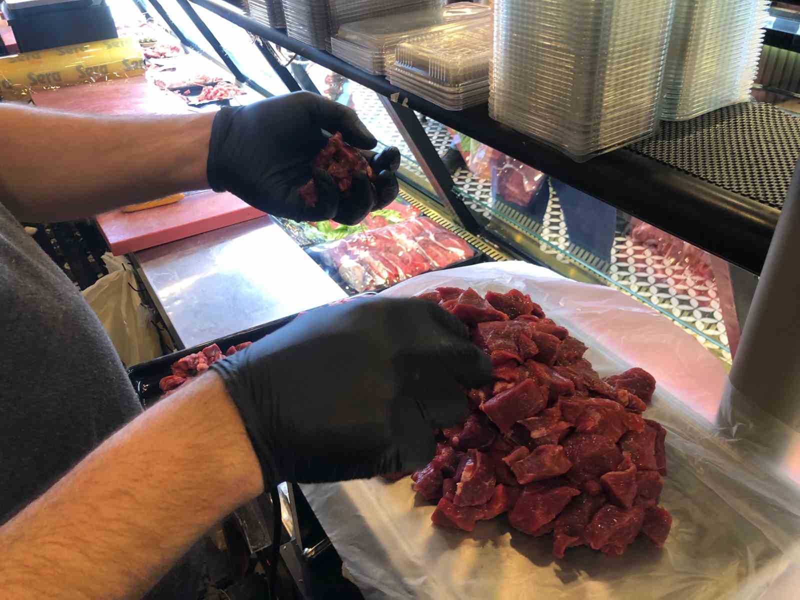 Kurban eti dinlendirildikten sonra tüketilmeli