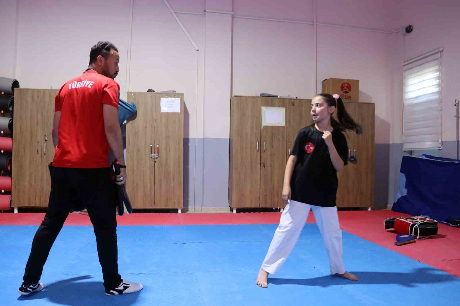 Hobi olarak başladığı taekwondoda Kayseri şampiyonu oldu