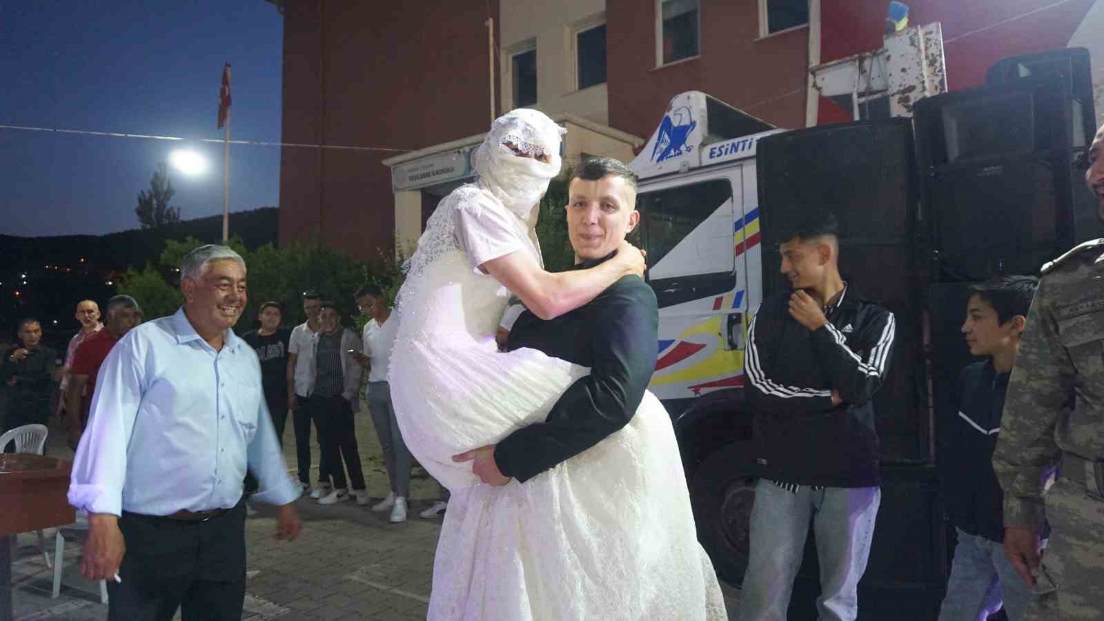 Gölhisar’ın Yeşildere köyünde 400 yıllık bayram geleneği yaşatılıyor