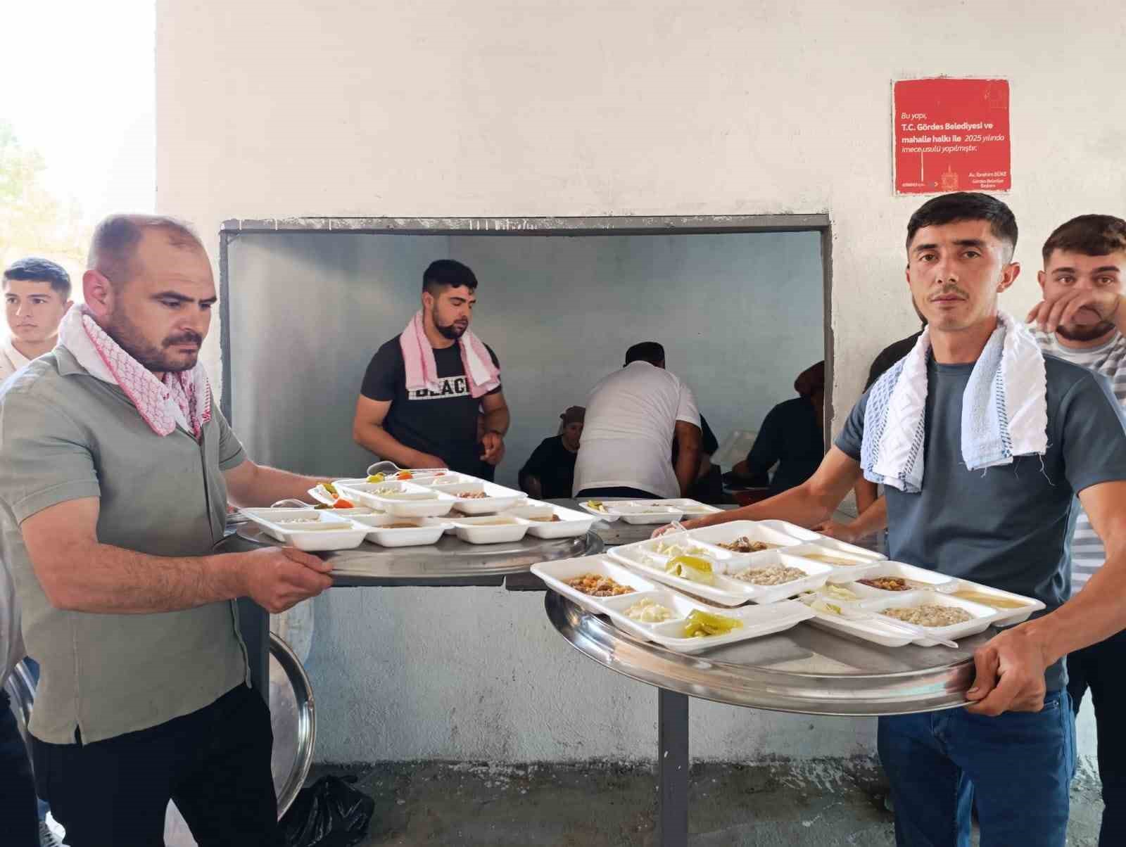 Asırlık gelenekte Ferdi Zeyrek i&ccedil;in dualar edildi
