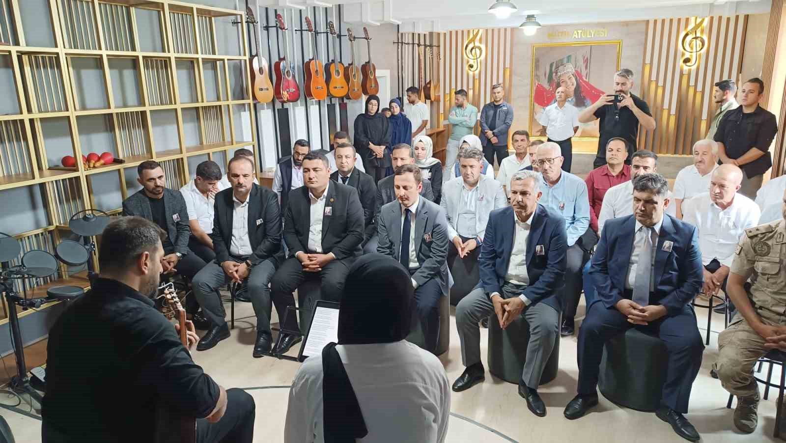 Batman’da terör saldırısında şehit olan Aybüke öğretmen ile 2 asker anıldı
