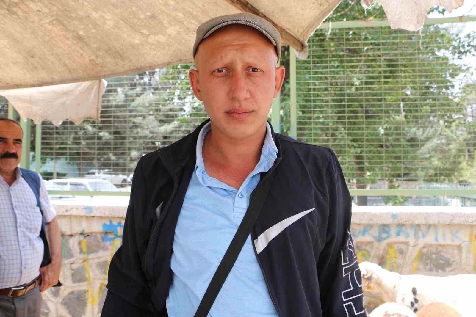 Diyarbakır&rsquo;da bayramın son g&uuml;n&uuml;nde kurbanlık yoğunluğu
