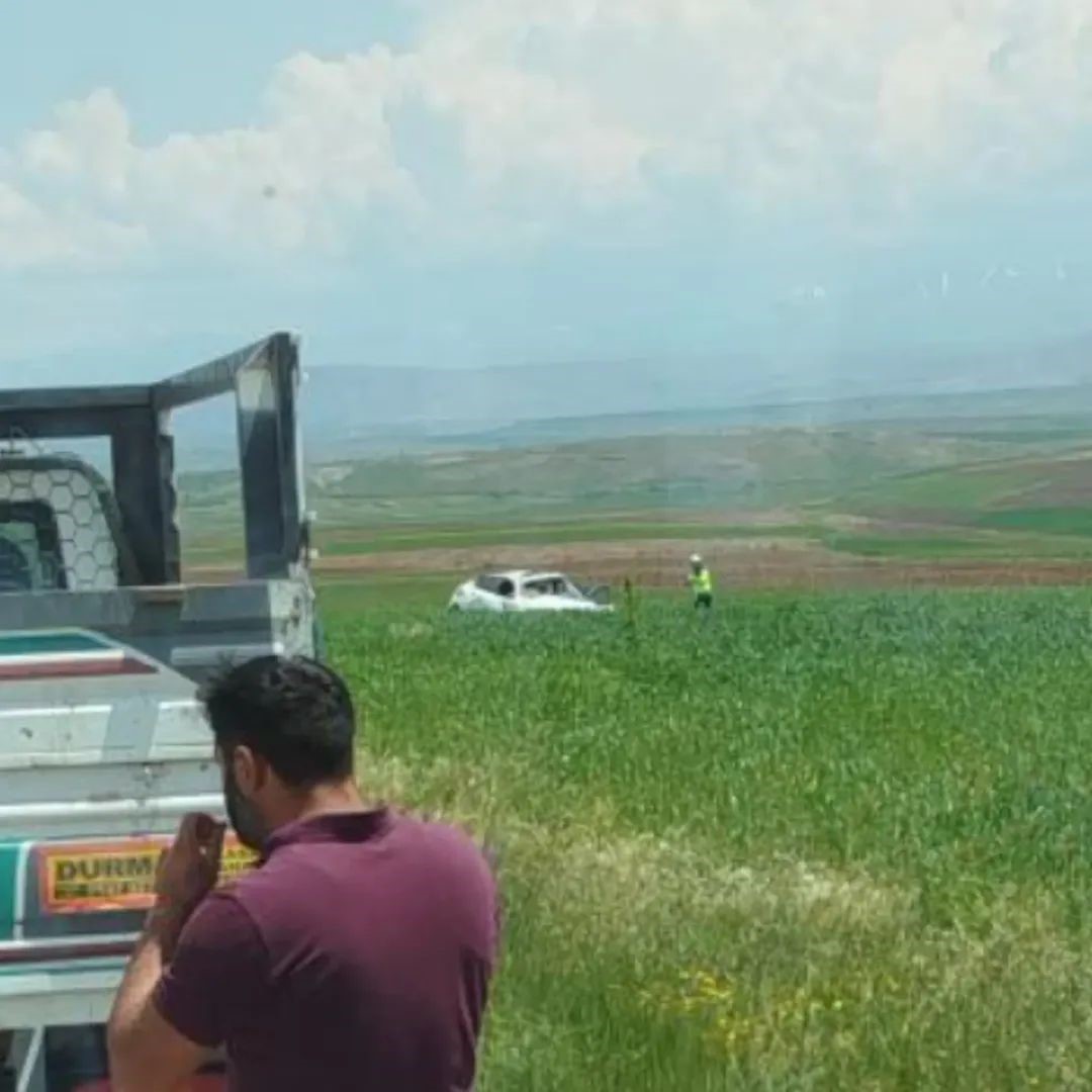 Tutak’ta trafik kazasi iki kişi yaralandı