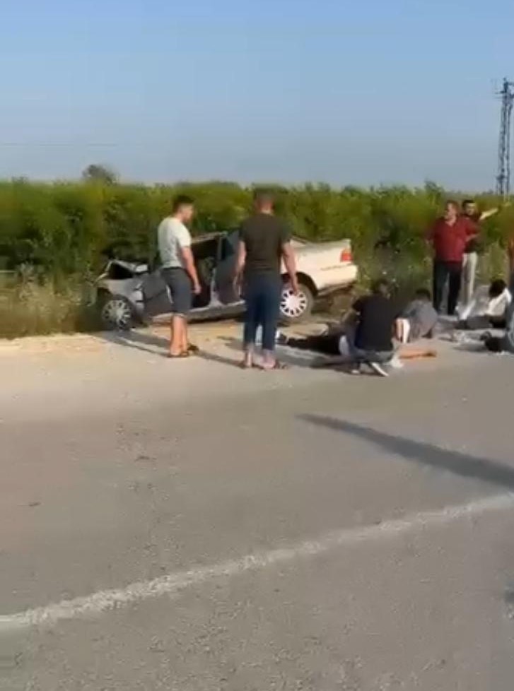 Otomobil ile hafif ticari ara arpt: 7 yaral
