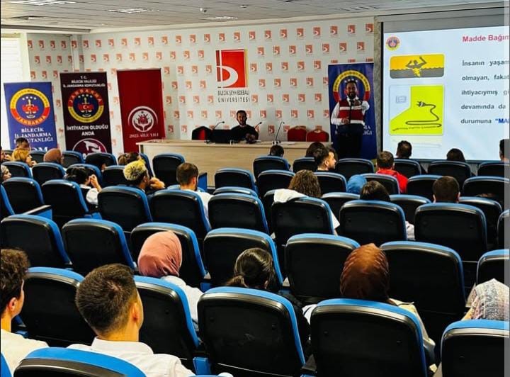 Jandarma’dan üniversite öğrencilerine eğitim programı