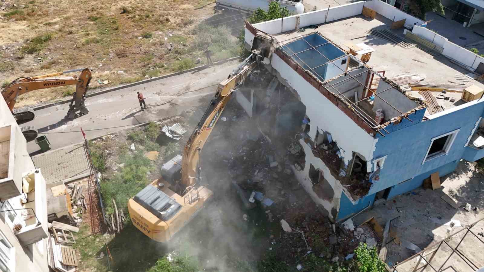 Kabakoz dönüşümünde ilk kazma vuruldu