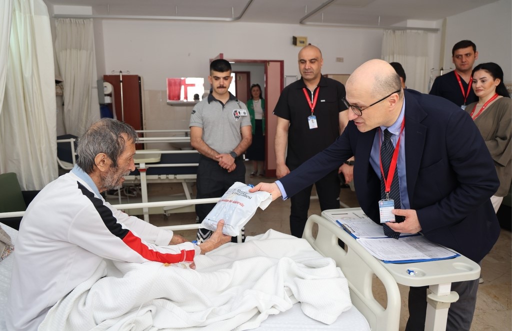 BEUN Hastanesinde bayramlaşma programı gerçekleştirildi