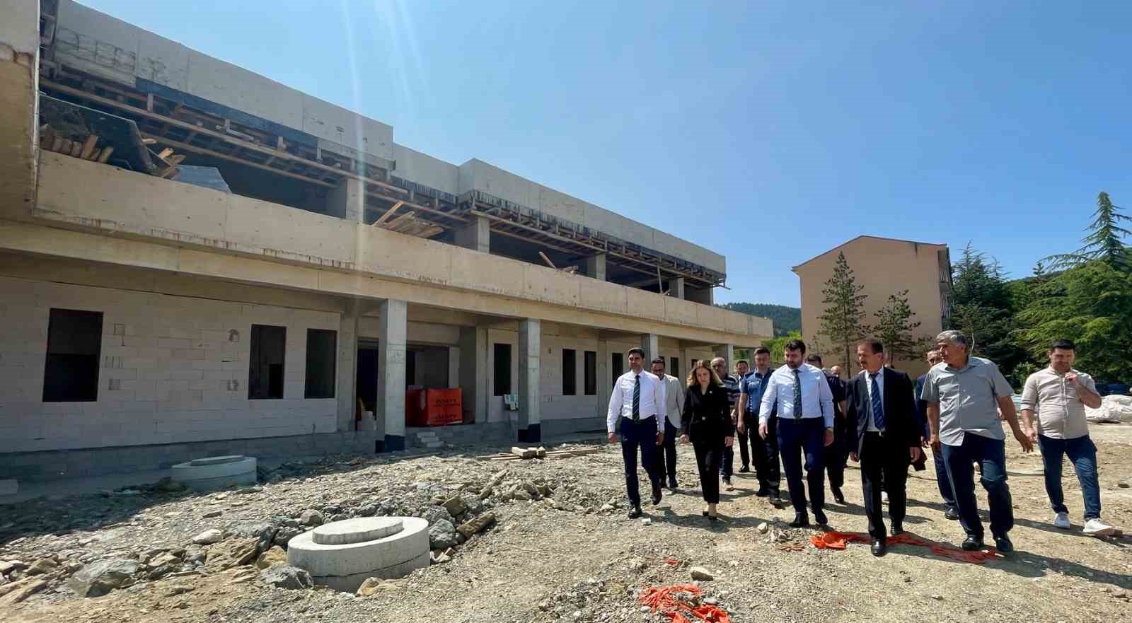 Milletvekili Cem Şahin, Ovacık’ta ki yatırımları yerinde inceledi