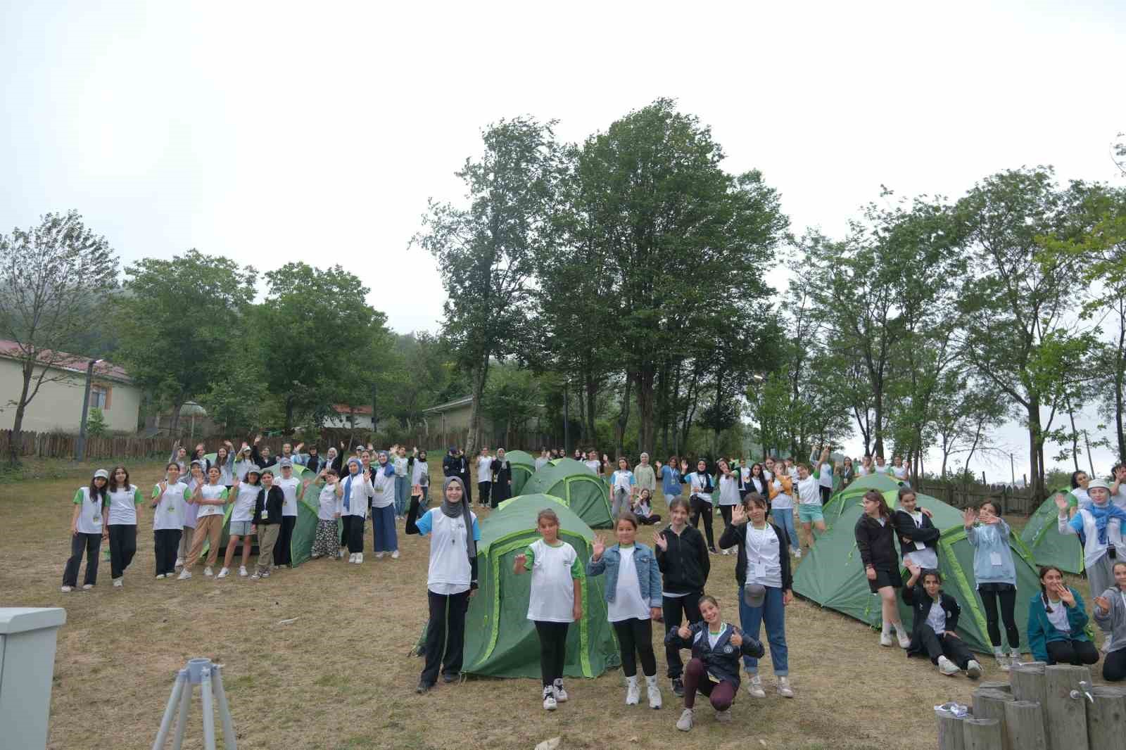 Petek Genç gezi ve kamp programları başvuruları başladı
