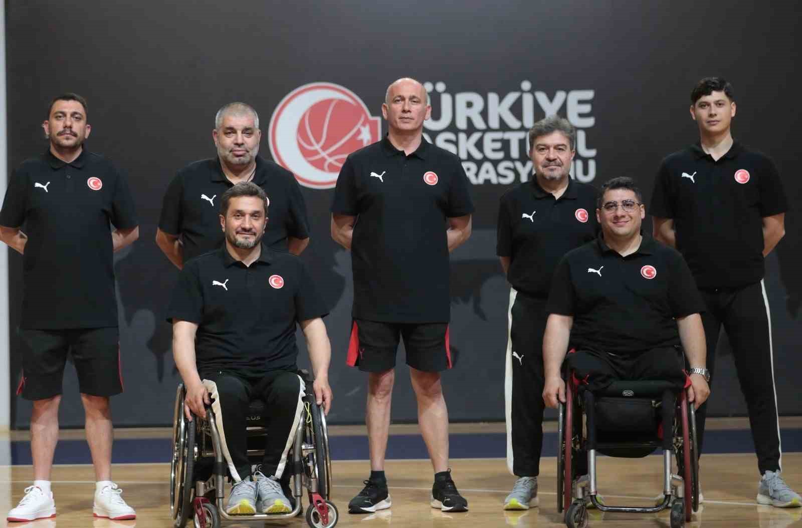 Bağcılar Belediyesi baş antren&ouml;r&uuml; Emrah Elban U23 Milli Takımı ile D&uuml;nya Şampiyonası&rsquo;nda
