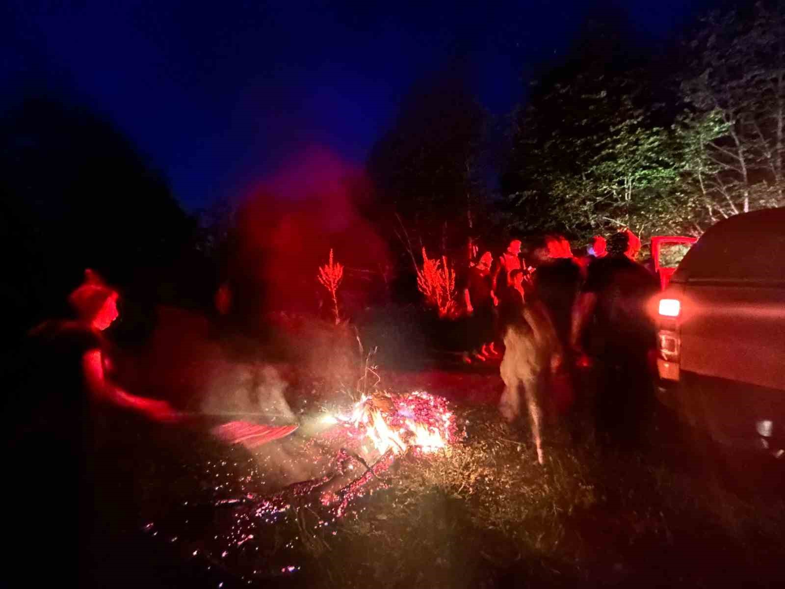 Ormanda kaybolan 10 kişilik grubu ekipler buldu