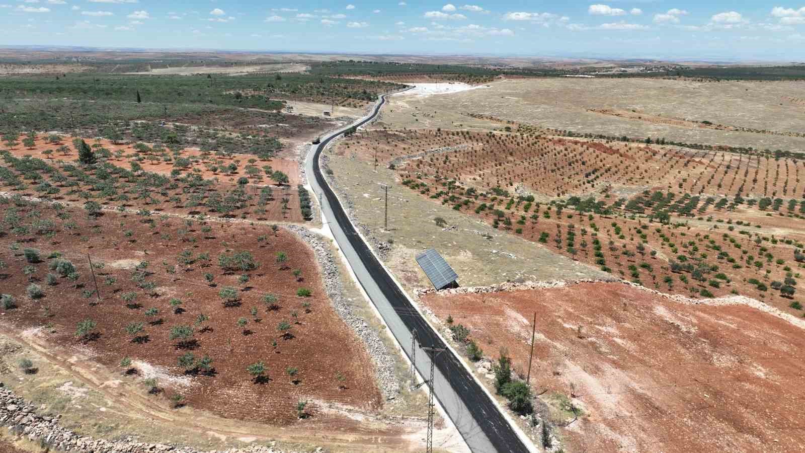 Bozova’da vatandaşın yol talebine çözüm
