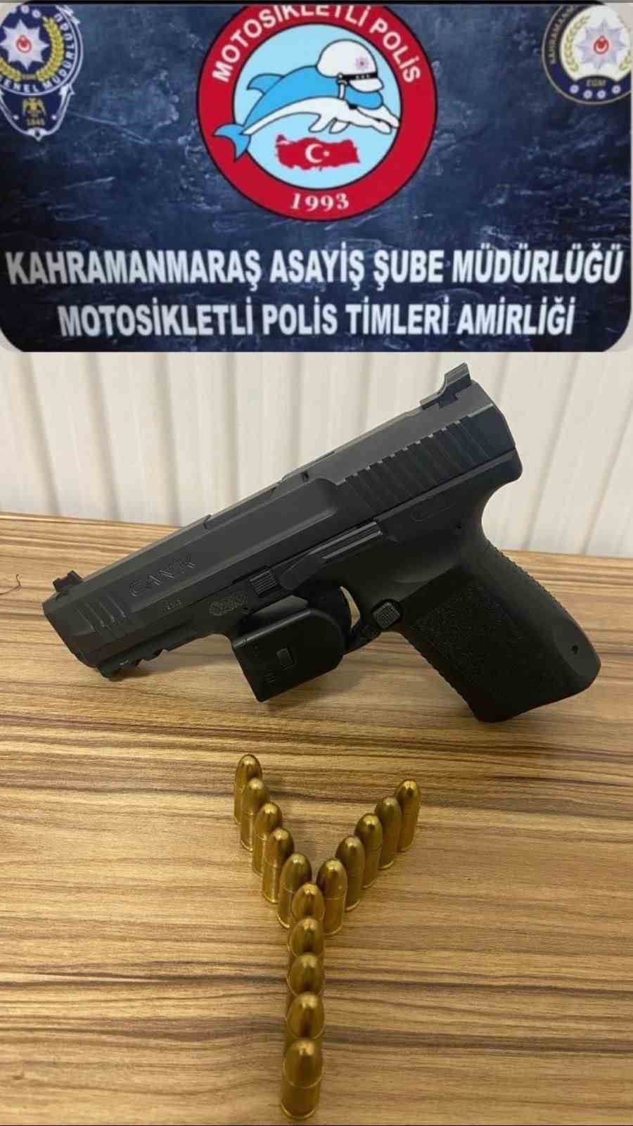 &Ccedil;eşitli su&ccedil;lardan 69 ş&uuml;pheli yakalandı
