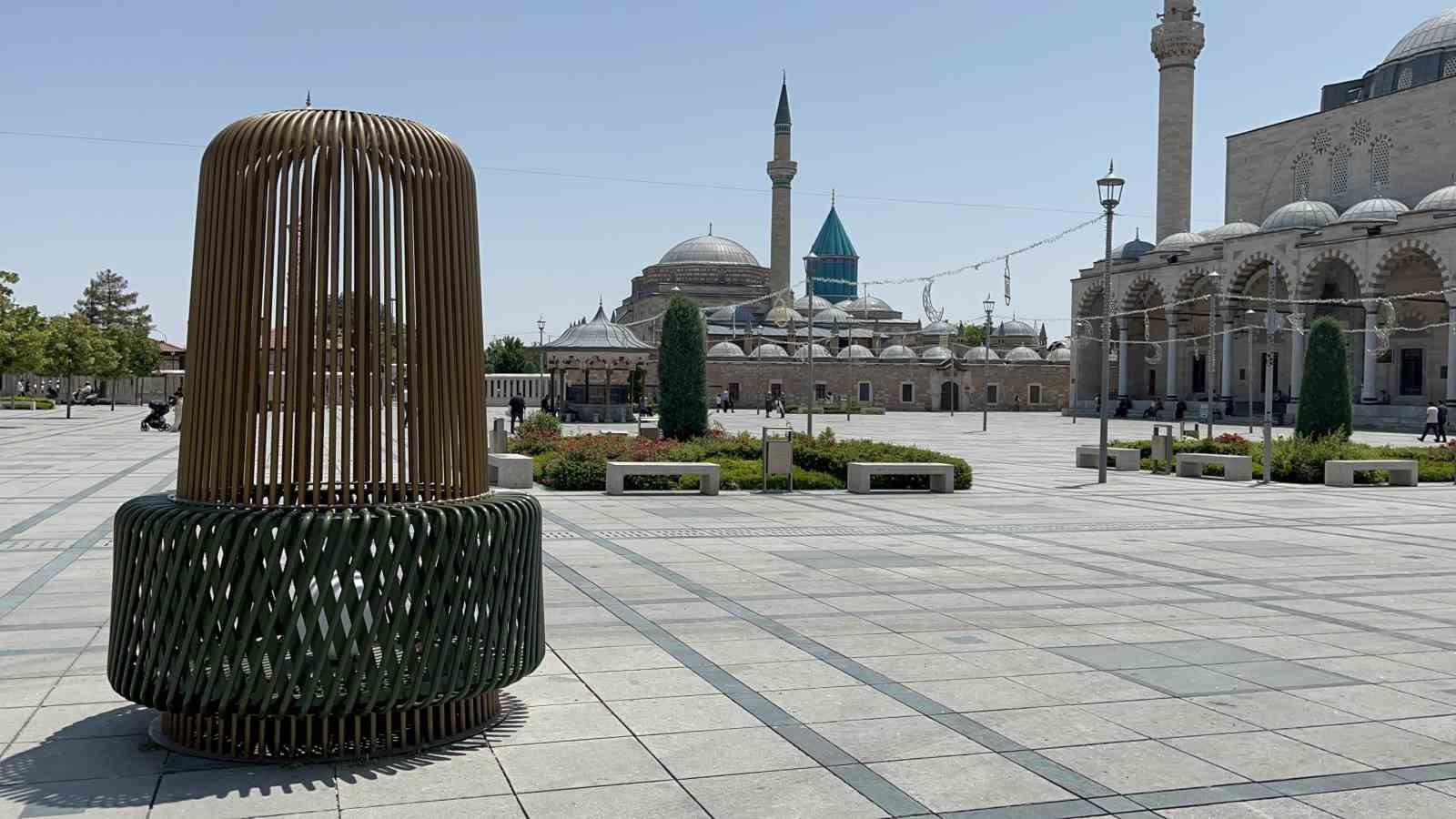 Mevlana Müzesi bayramda 50 binden fazla ziyaretçiyi ağırladı