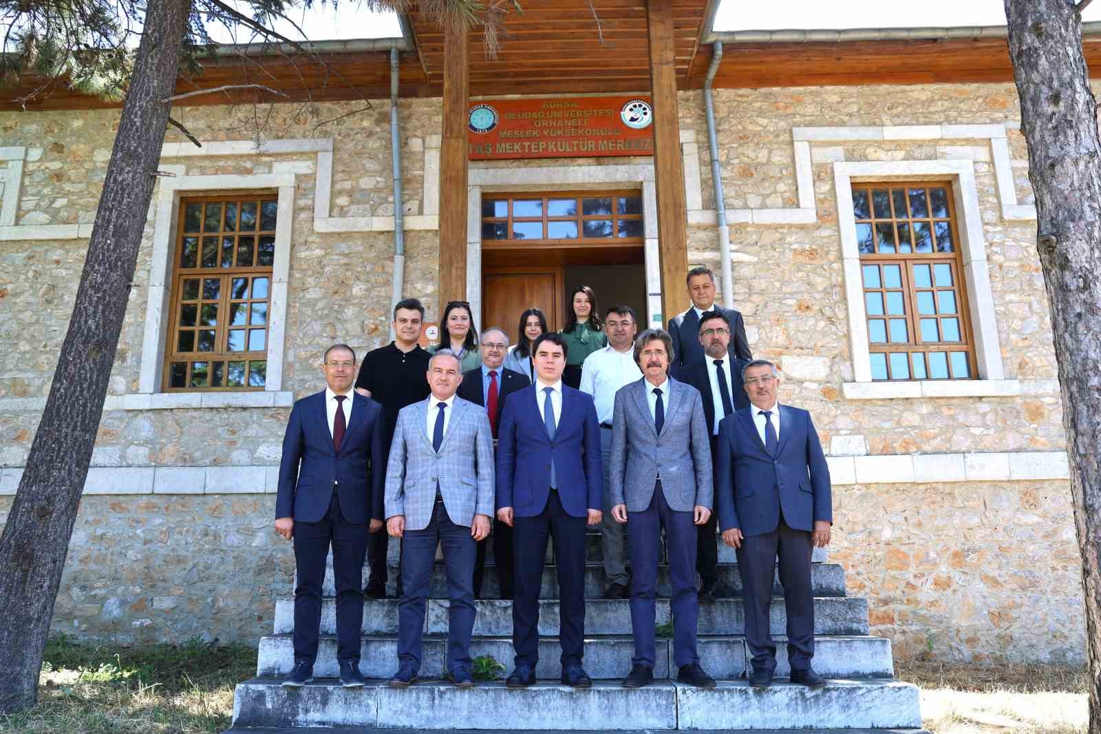 BUÜ yönetiminden Orhaneli ve Büyükorhan ziyareti
