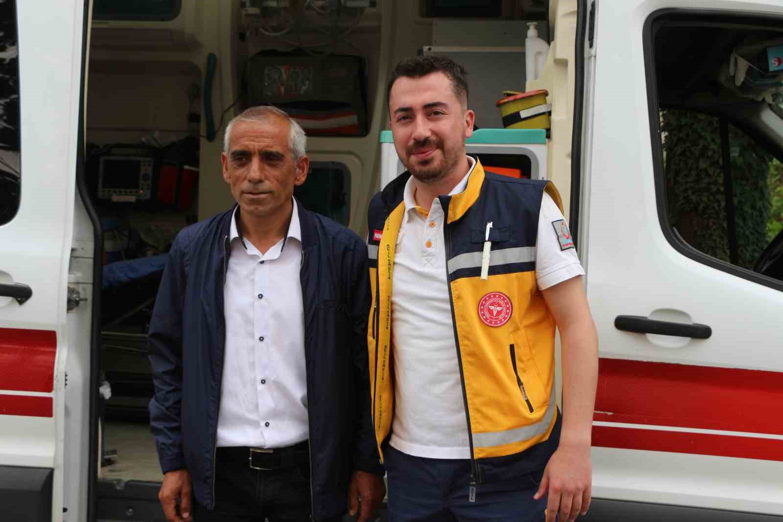 Ürettiği balın lezzetine kandı, deli bal hastanelik etti