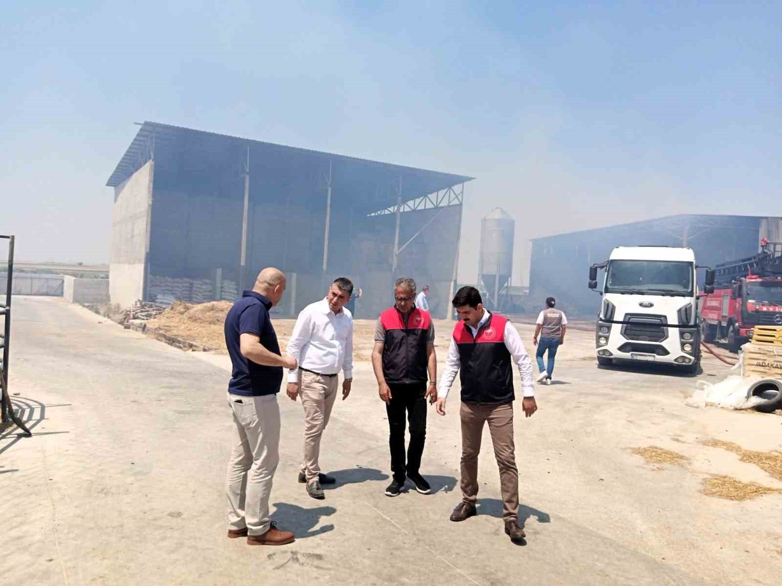 Kırklareli’nde bir hayvan çiftliğinin yem deposunda çıkan yangın söndürüldü