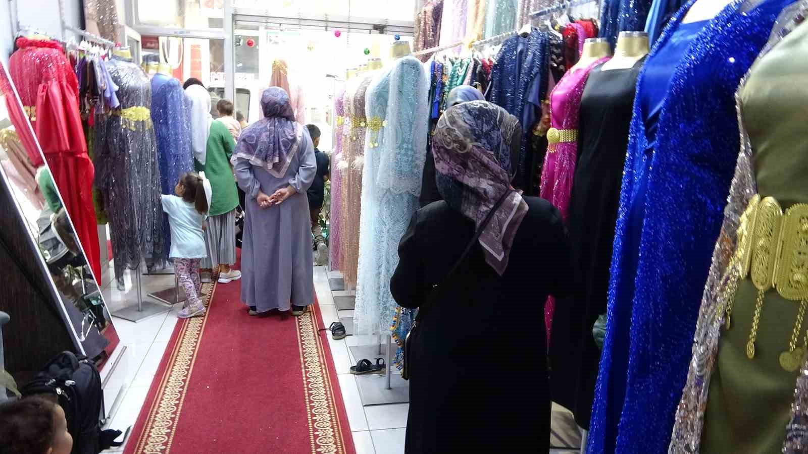 Van’da yöresel kıyafetlere yoğun ilgi