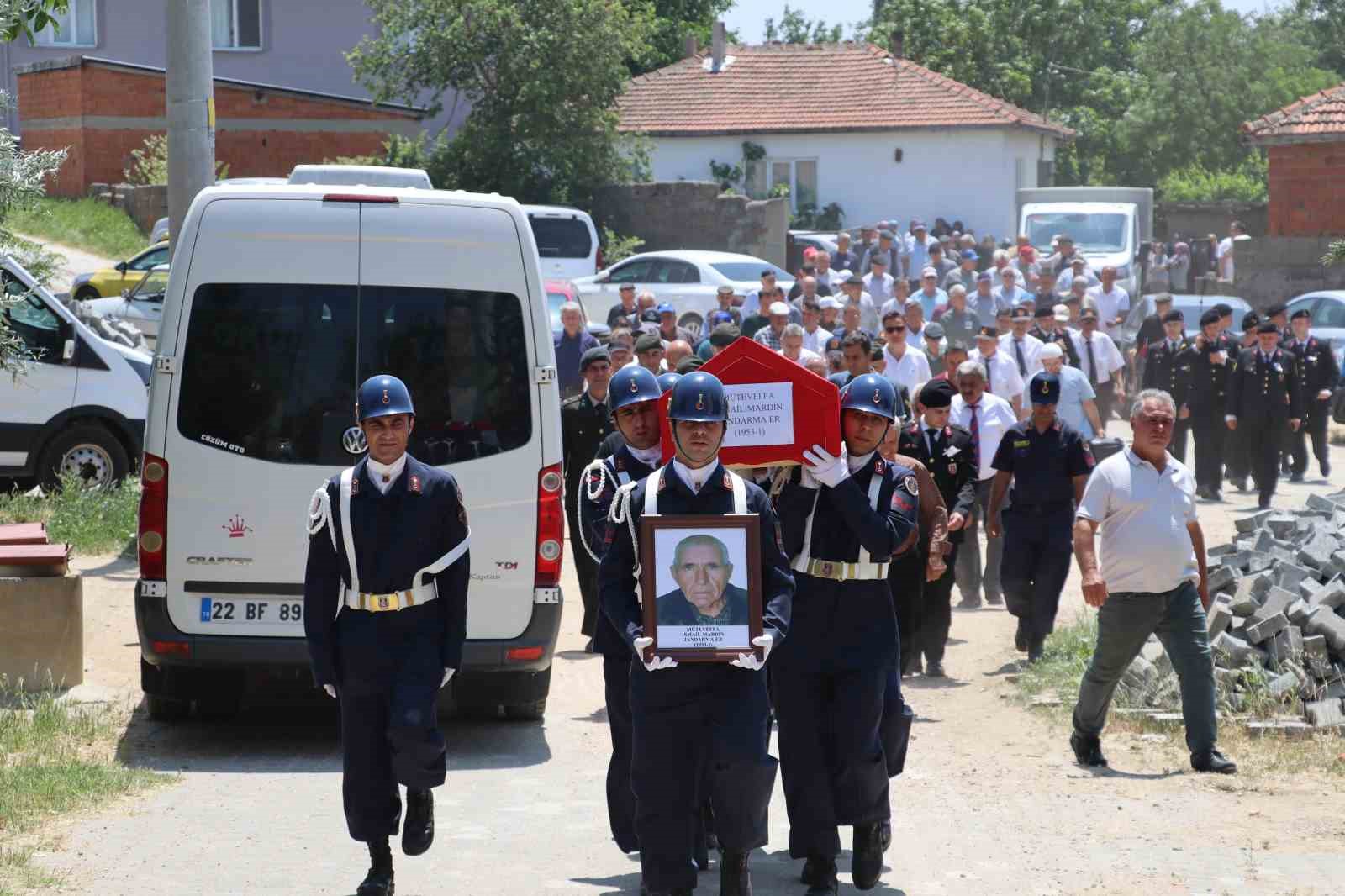 Kıbrıs gazisi İsmail Mardin, Edirne’de son yolculuğuna uğurlandı