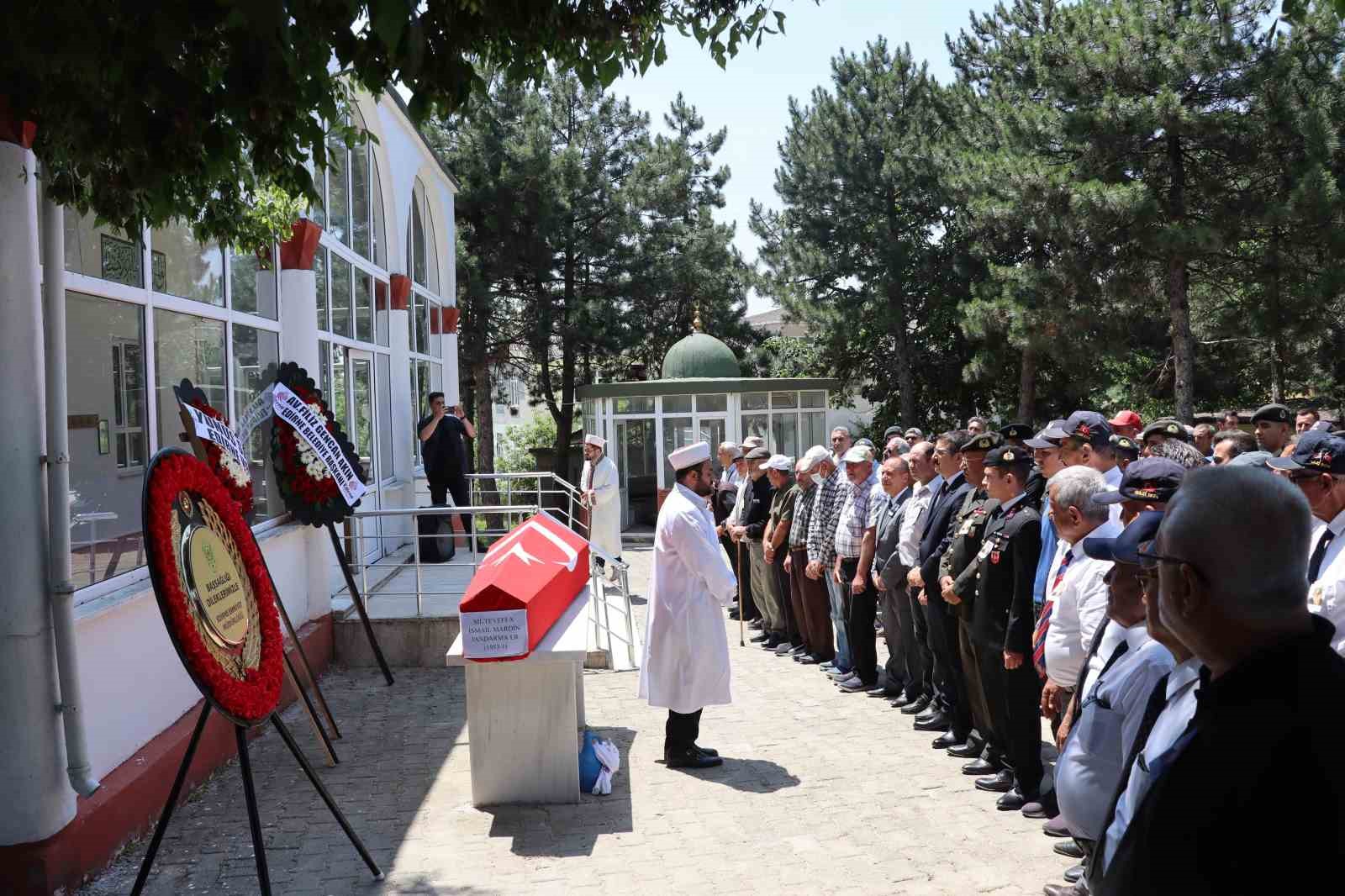 Kıbrıs gazisi İsmail Mardin, Edirne’de son yolculuğuna uğurlandı
