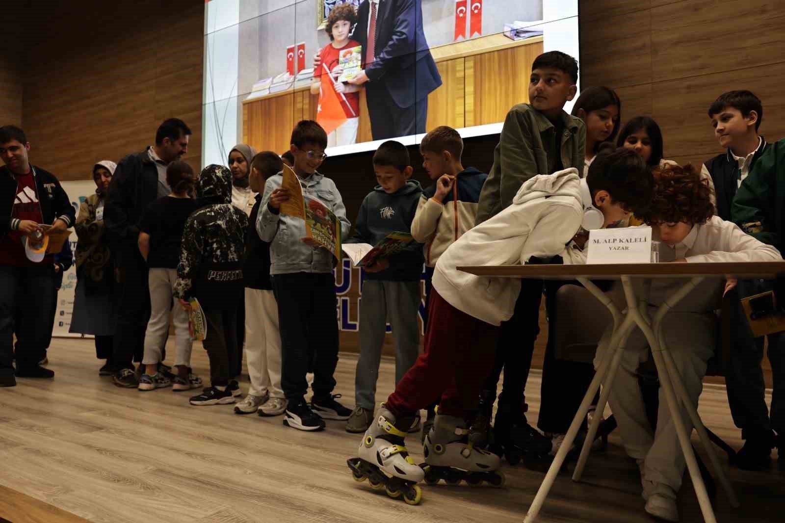 Kütahya’da çocuklar masalların büyülü dünyasında buluştu