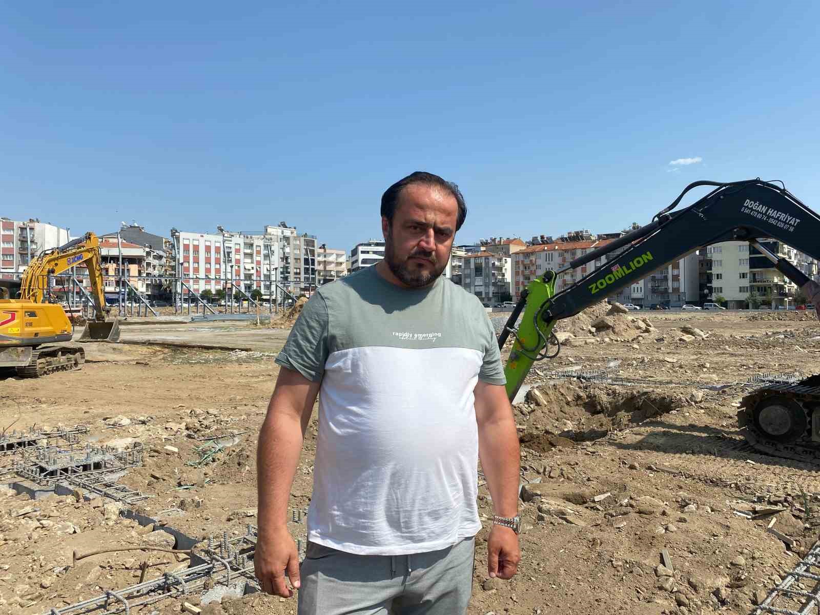 Adnan Menderes Stadyumu yıl sonuna yetişecek
