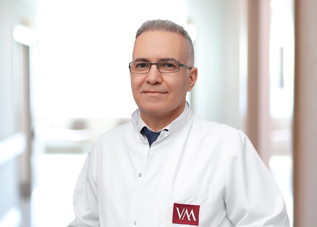 "Skolyozun çocuklukta fark edilmesi tedavide kritik önem taşıyor"