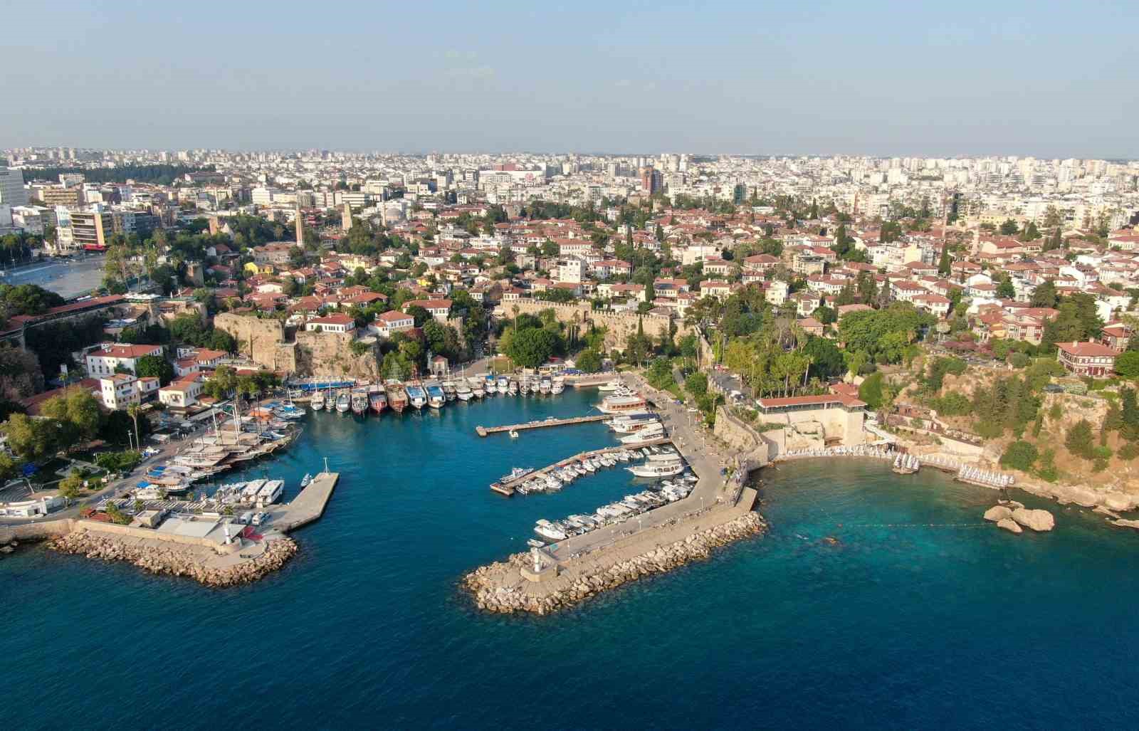 Antalya Valiliği’nden Mermerli Plajı açıklaması: &quot;Yıllık 15 milyon TL gelir sağlandı, plaj halka açık olacak&quot;