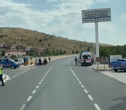 Elazığ'da kaza: 3 kişi yaralandı - İhlas Haber Ajansı