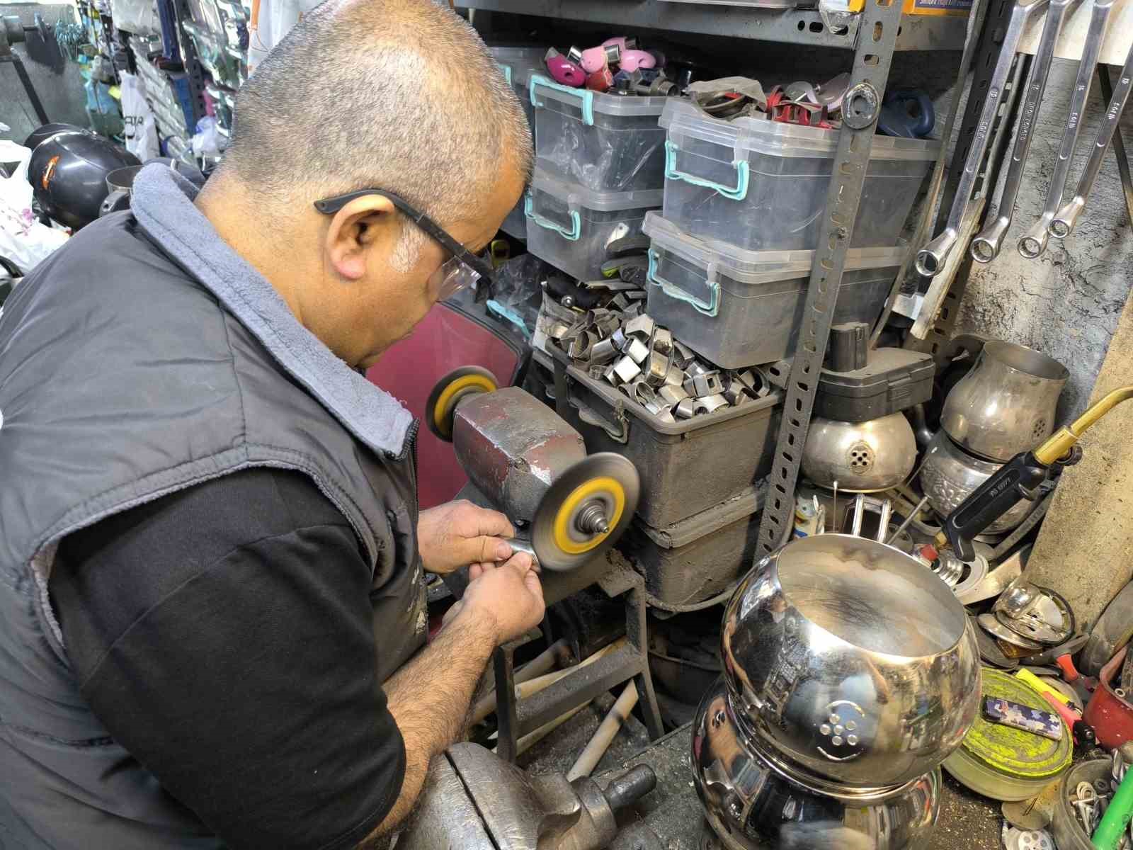 Bıçak bileyicileri Kurban Bayramı’ndan memnun