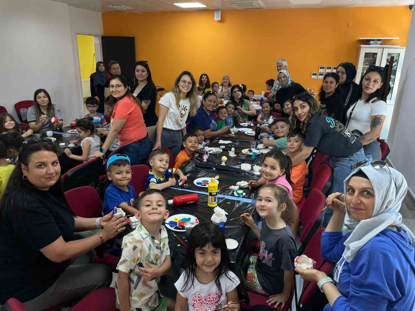 Muğla Uluslararası Gençlik Merkezi’nde Anne-Çocuk atölyesi renkli görüntülere sahne oldu