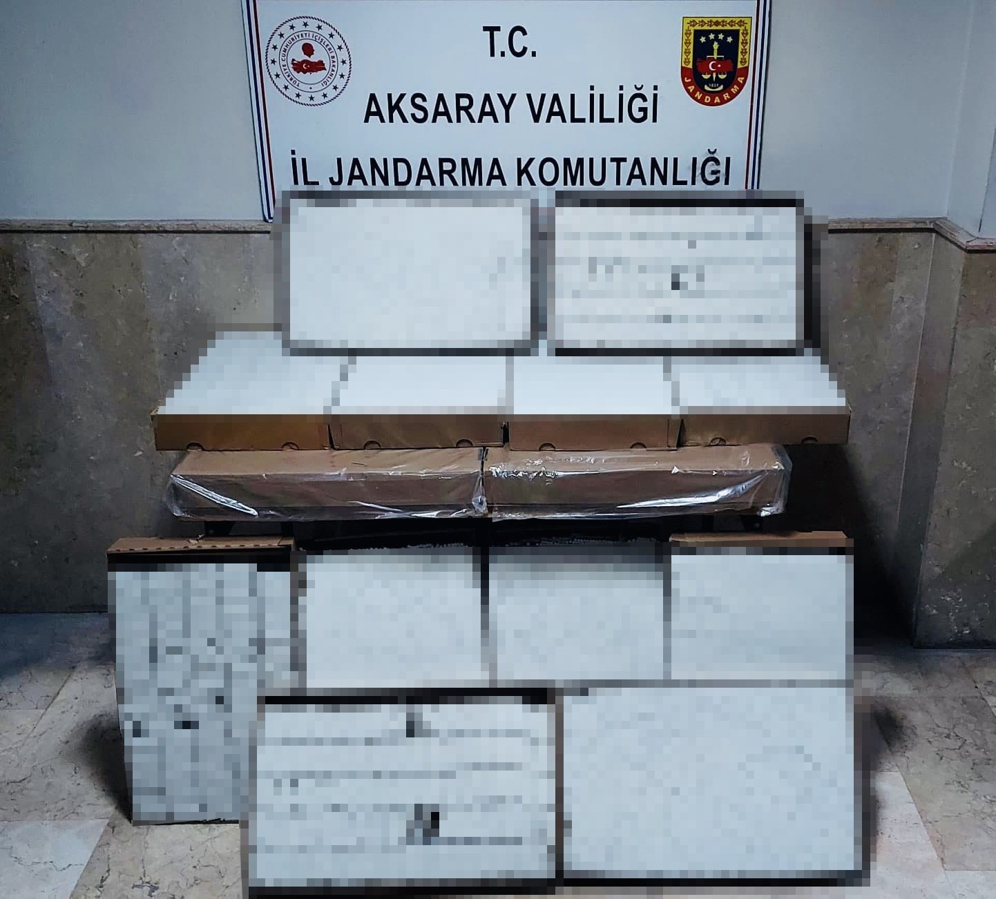 Yolcu otobüsünde 87 bin dolu makaron ele geçirildi