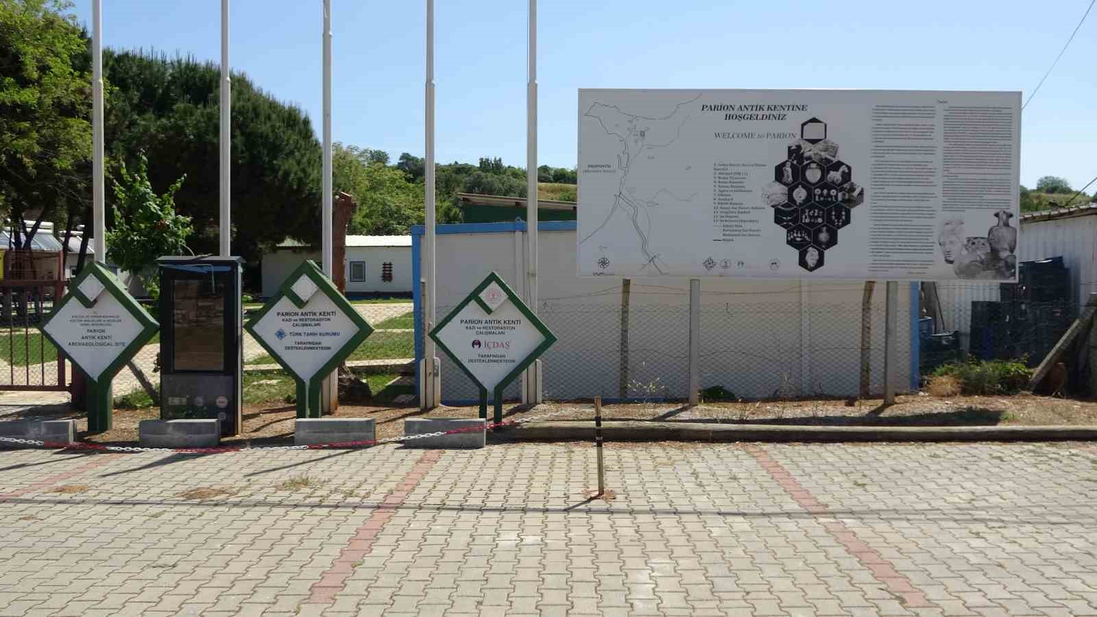 Parion Antik Kenti’ndeki kazı çalışmaları Roma Hamamı’nda başladı