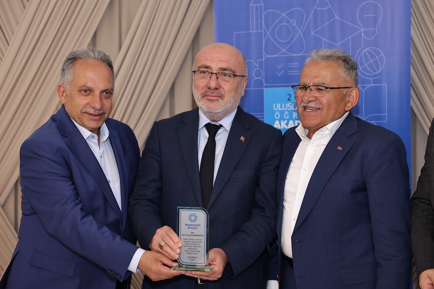 Başkan B&uuml;y&uuml;kkılı&ccedil;, Kayseri&rsquo;deki uluslararası &ouml;ğrencilerle buluştu
