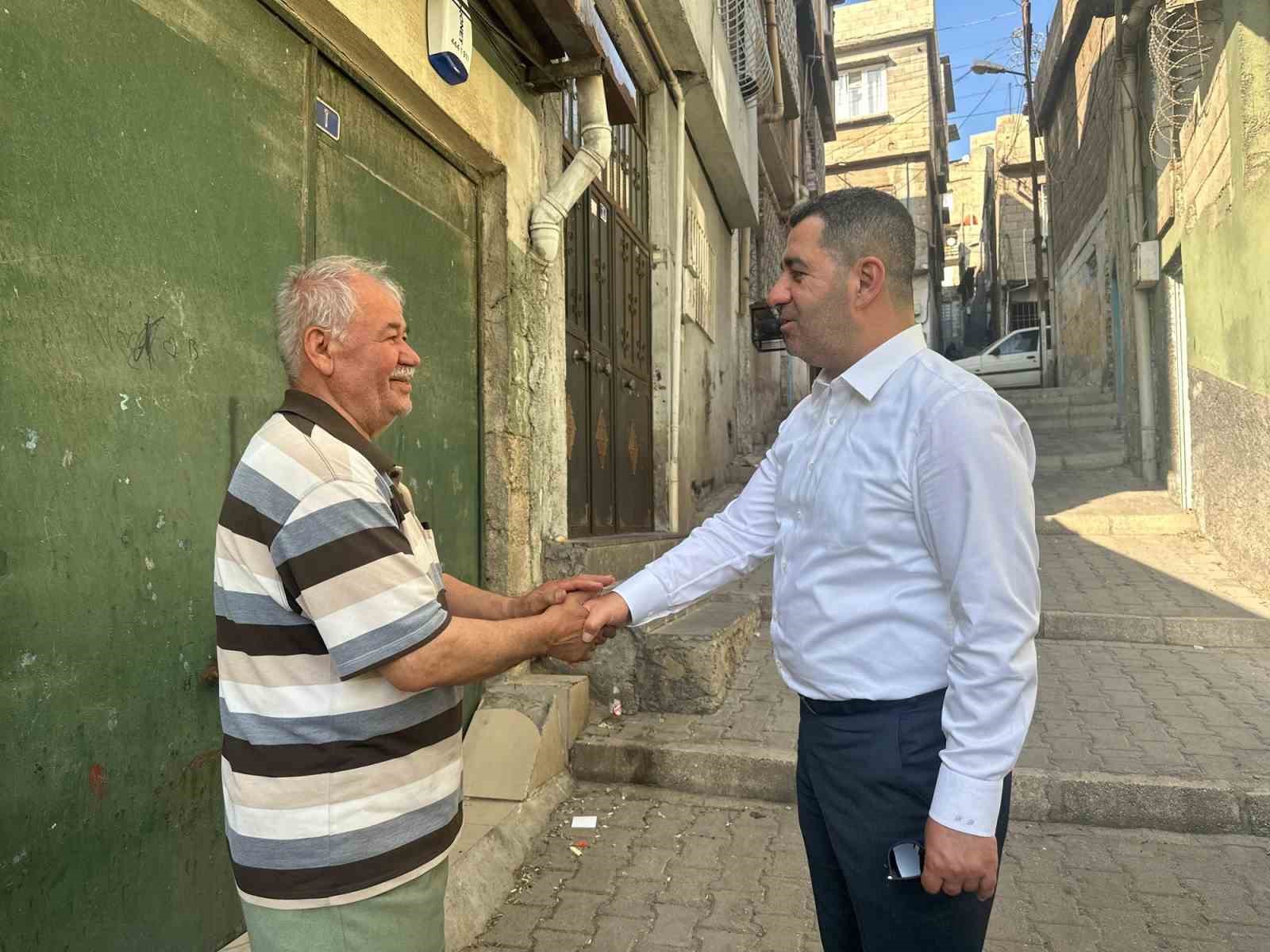 Milletvekili Bozgeyik, sahayı boş bırakmıyor