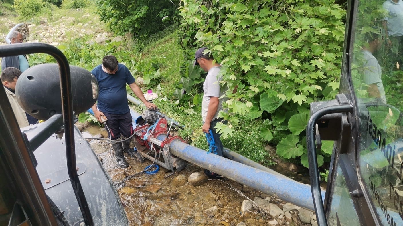 Düzce’de köylerde su arızalarına anında çözüm
