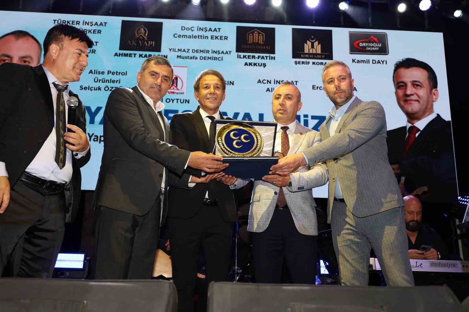 Samsun&rsquo;da Mustafa Yıldızdoğan r&uuml;zgarı
