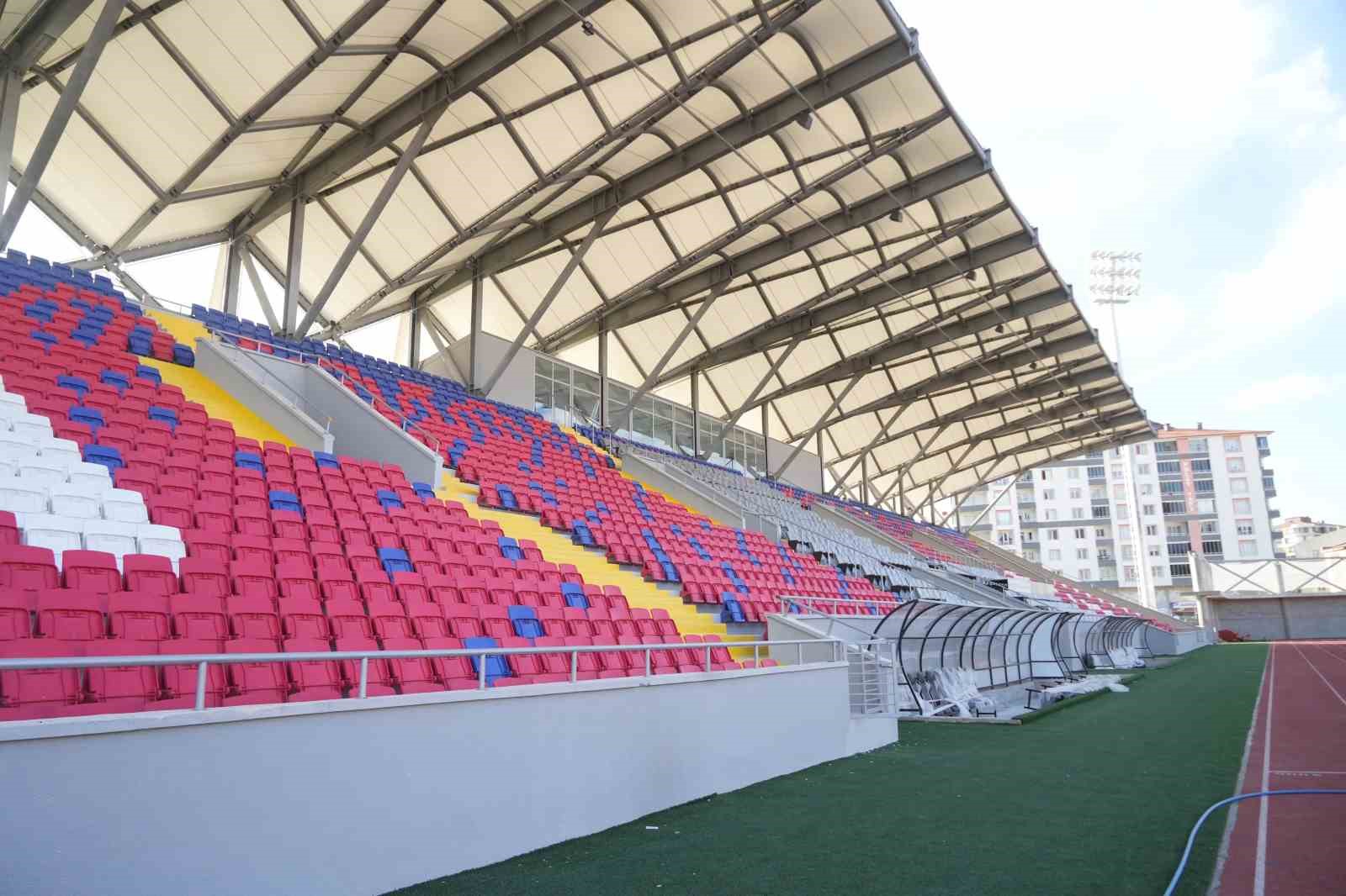 Niğde yenilenen stadyumuna kavuşuyor
