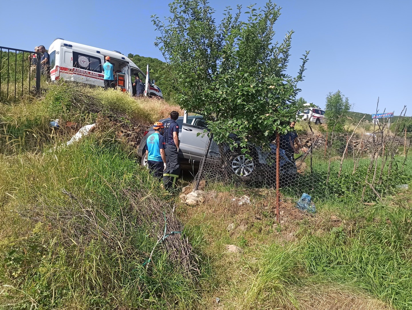 Bingöl'de kaza: İhlas Haber Ajansı, 2 kişinin yaralandığını bildirdi.
